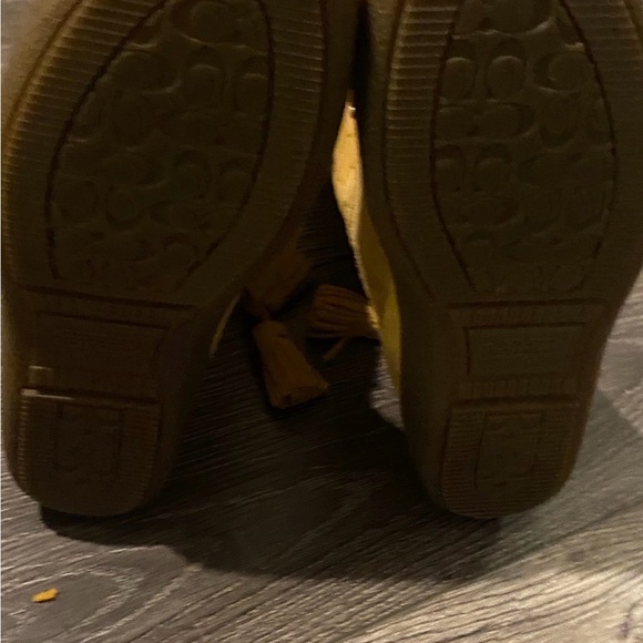 Women’s Suede Coach Boots - Picture 8 of 9